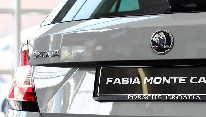 skoda-fabia-versicherung-auto